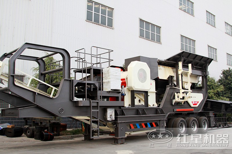 鄂破移動破碎站、進料粒度≤800mm，產(chǎn)量280-650t/h